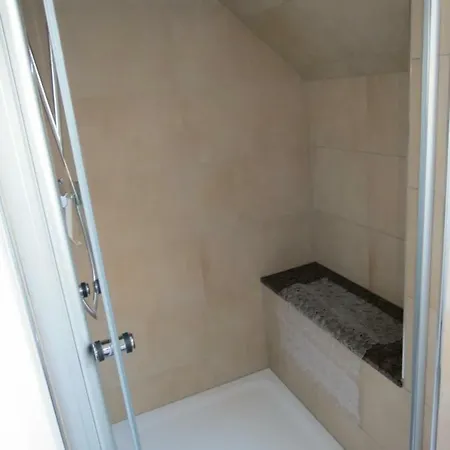 Gaestehaus Schoenenberg Wuppertal